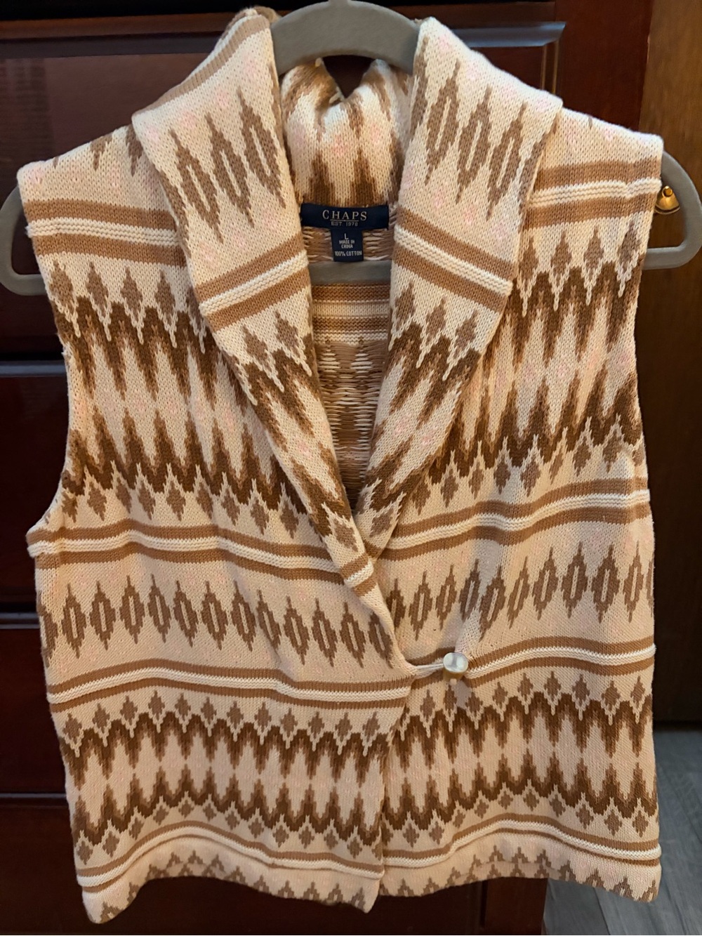 Chaps Women's Sleeveless Shawl Collar Knit Vest in Cream and Brown